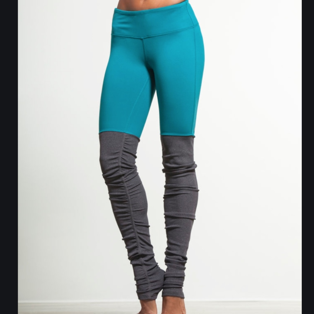 ALO Goddess Legging - Size M